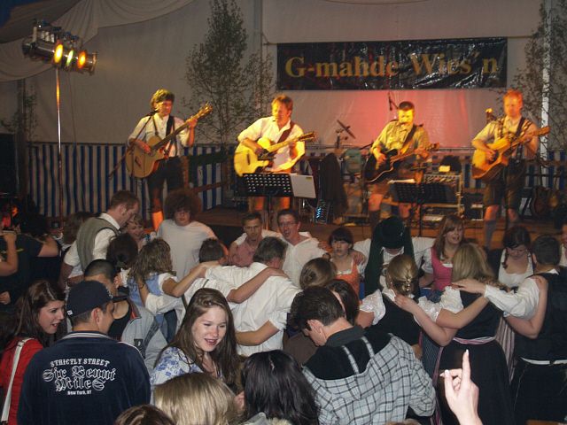 640x480 pixels (218K)