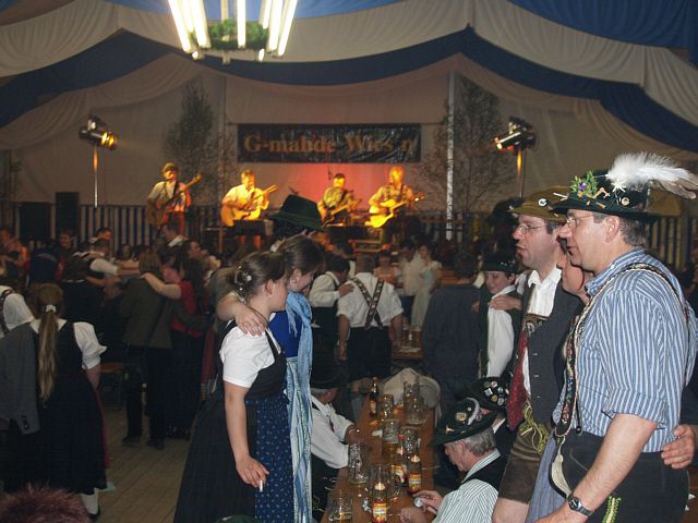 640x480 pixels (204K)