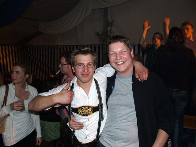 640x480 pixels (138K)