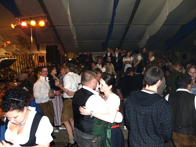 640x480 pixels (189K)