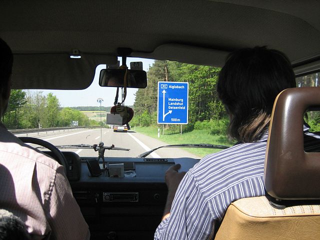 640x480 pixels (215K)