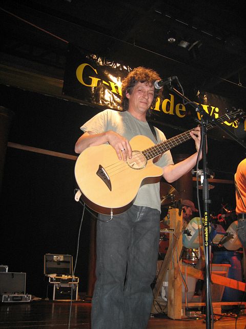 480x640 pixels (205K)