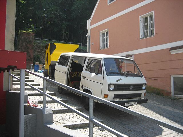 640x480 pixels (219K)