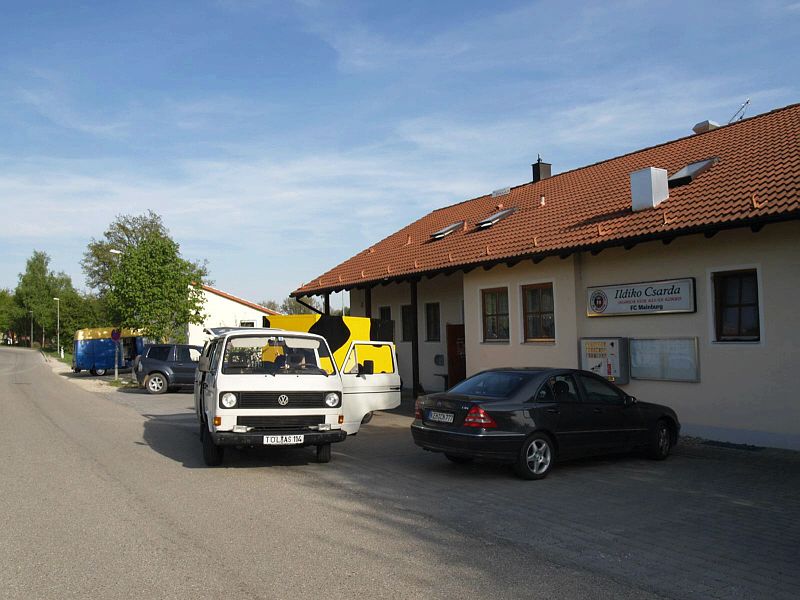 800x600 pixels (76K)