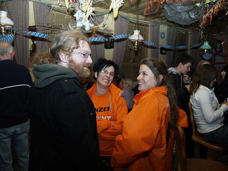 800x600 pixels (85K)