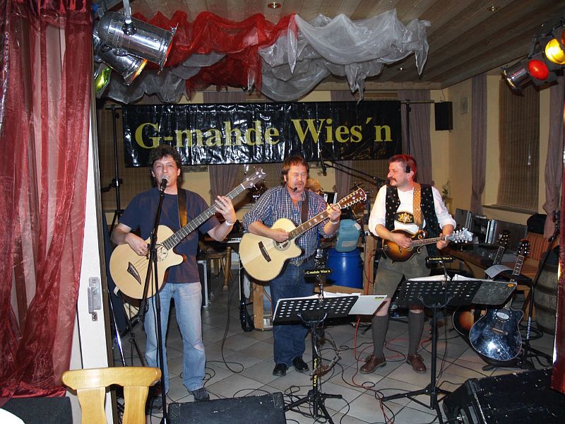 800x600 pixels (122K)