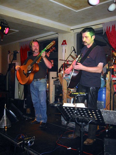 456x615 pixels (59K)