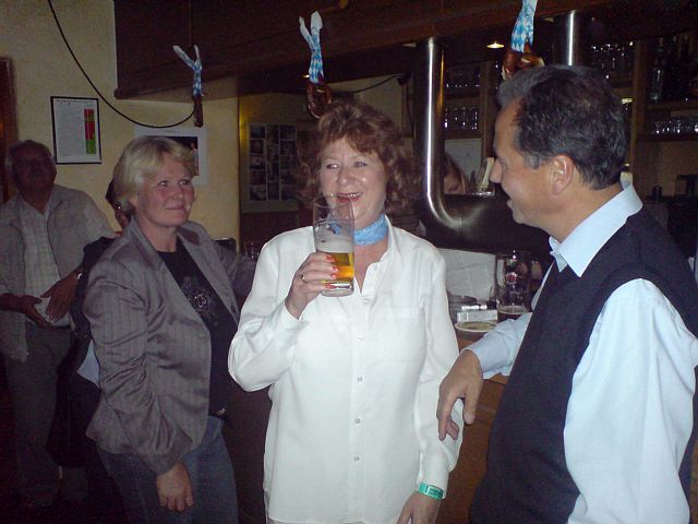 640x480 pixels (257K)