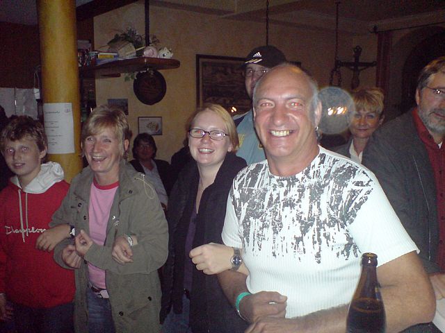 640x480 pixels (283K)