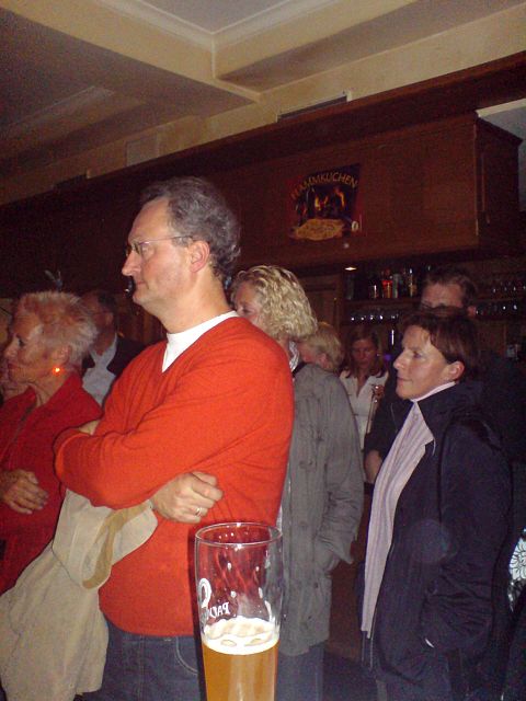 480x640 pixels (275K)