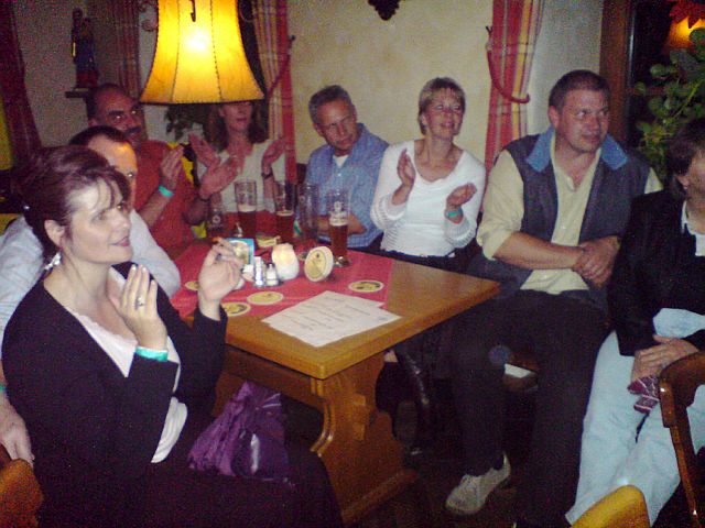 640x480 pixels (352K)