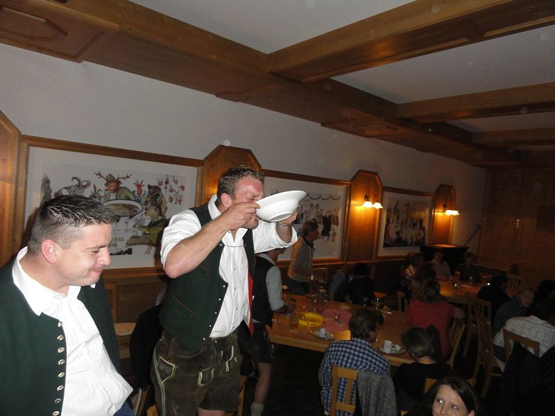 800x600 pixels (205K)