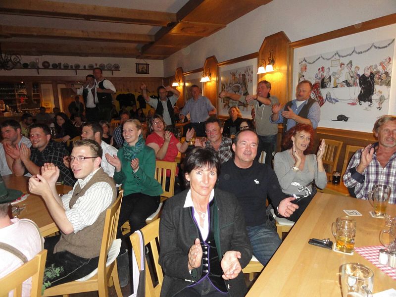 800x600 pixels (307K)