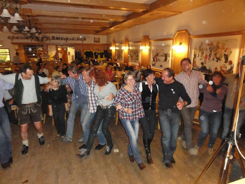 800x600 pixels (307K)