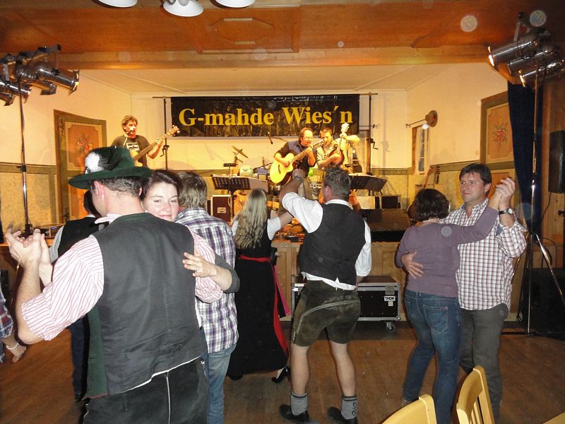 800x600 pixels (304K)