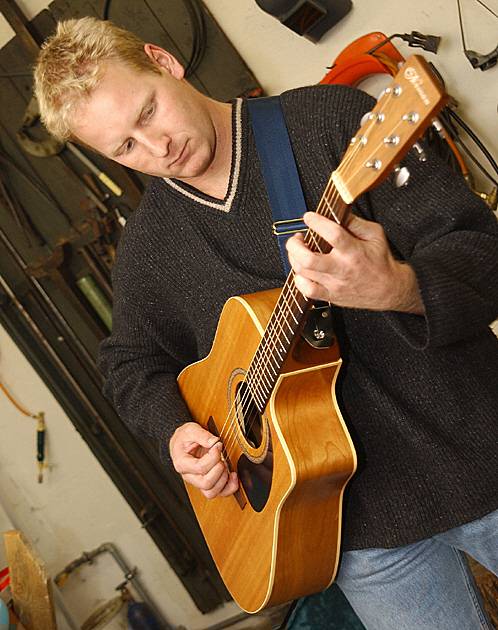 498x630 pixels (56K)