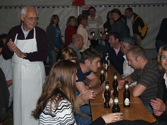 640x480 pixels (182K)