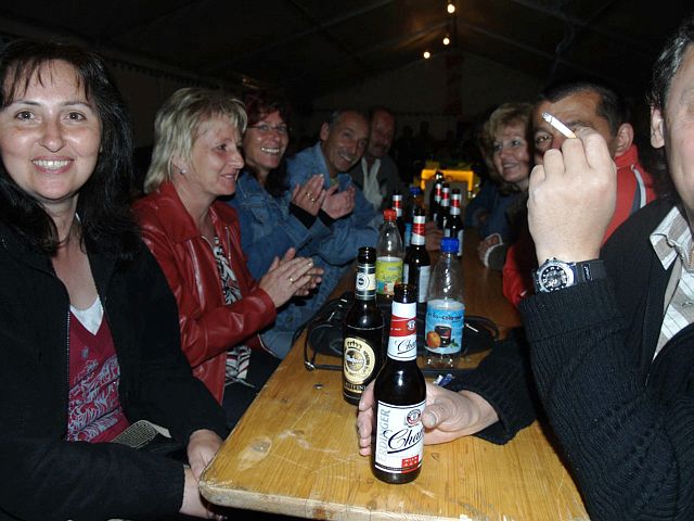 640x480 pixels (186K)