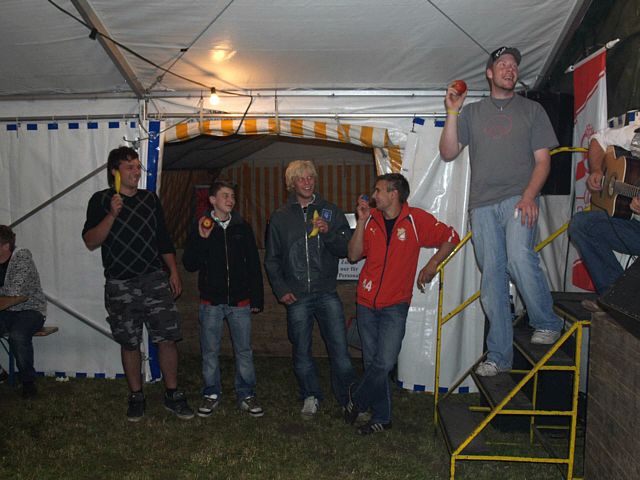 640x480 pixels (181K)