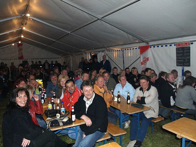 640x480 pixels (205K)