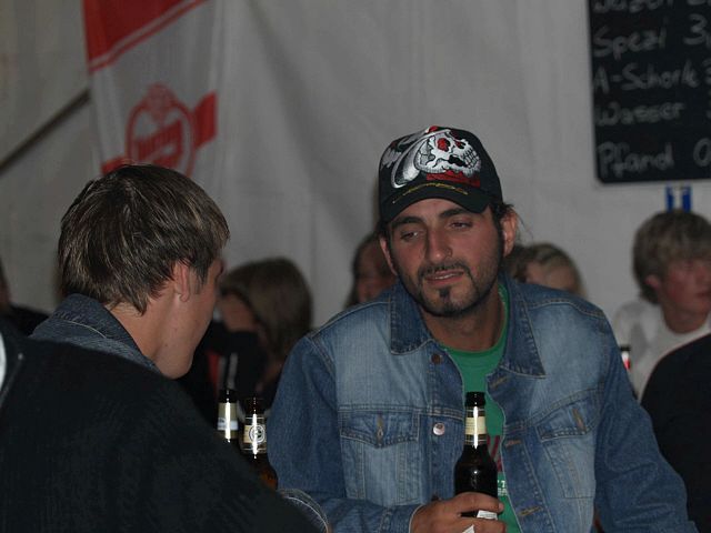 640x480 pixels (113K)