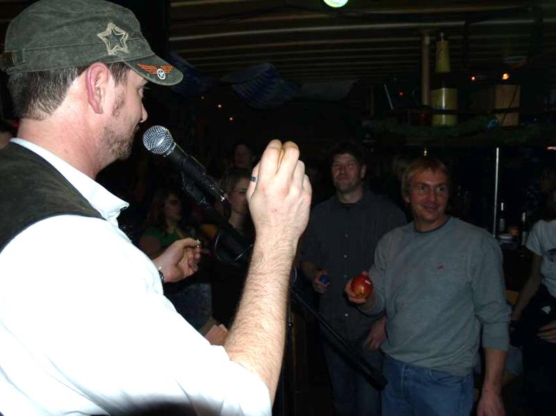 800x599 pixels (46K)