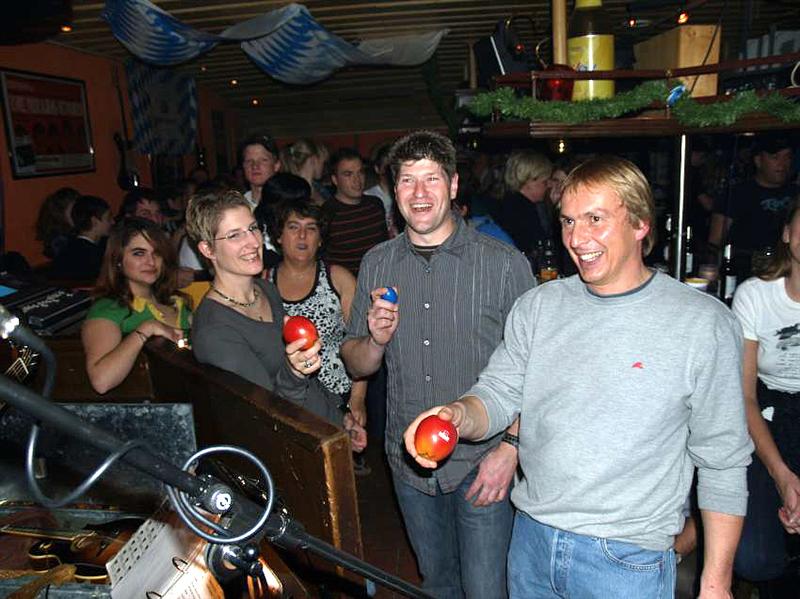 800x599 pixels (80K)