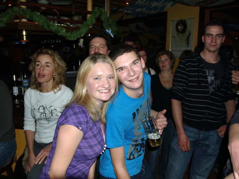 800x599 pixels (62K)