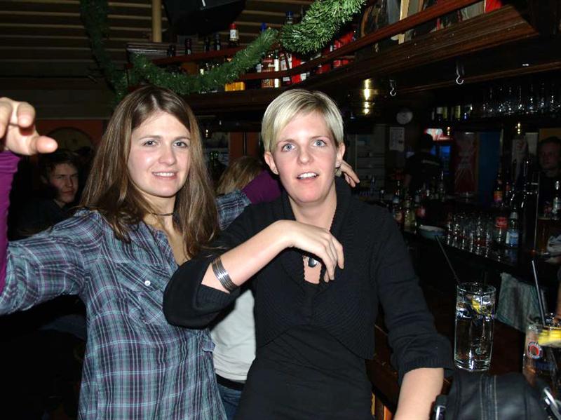 800x599 pixels (72K)