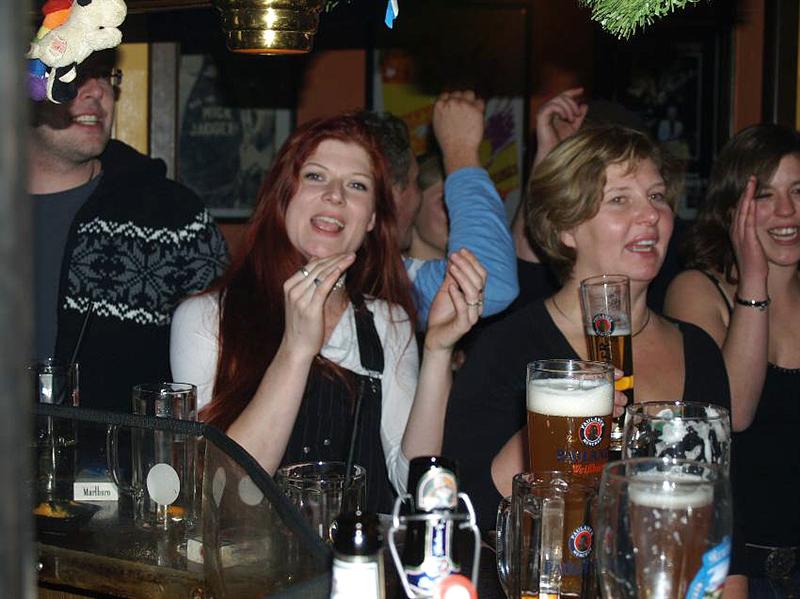 800x599 pixels (70K)