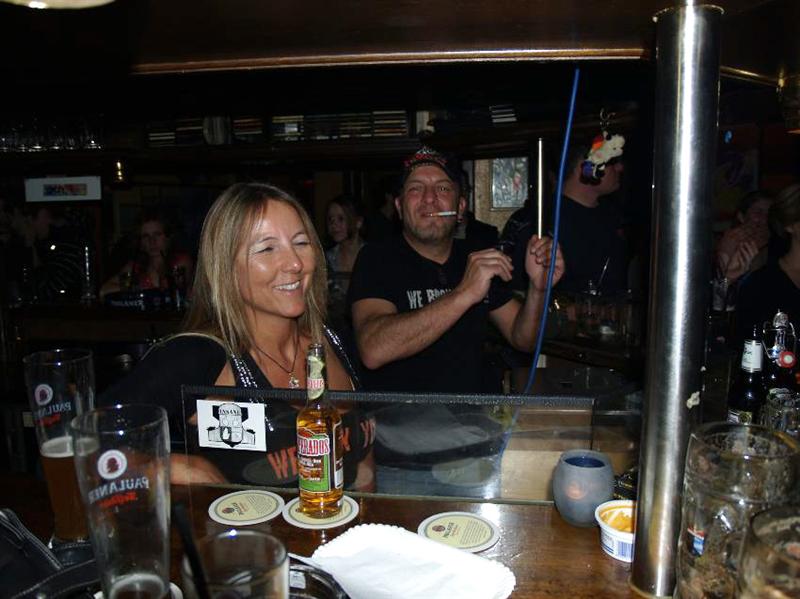 800x599 pixels (62K)