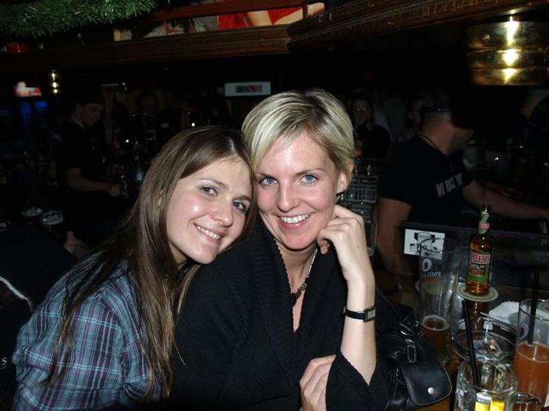 800x599 pixels (61K)