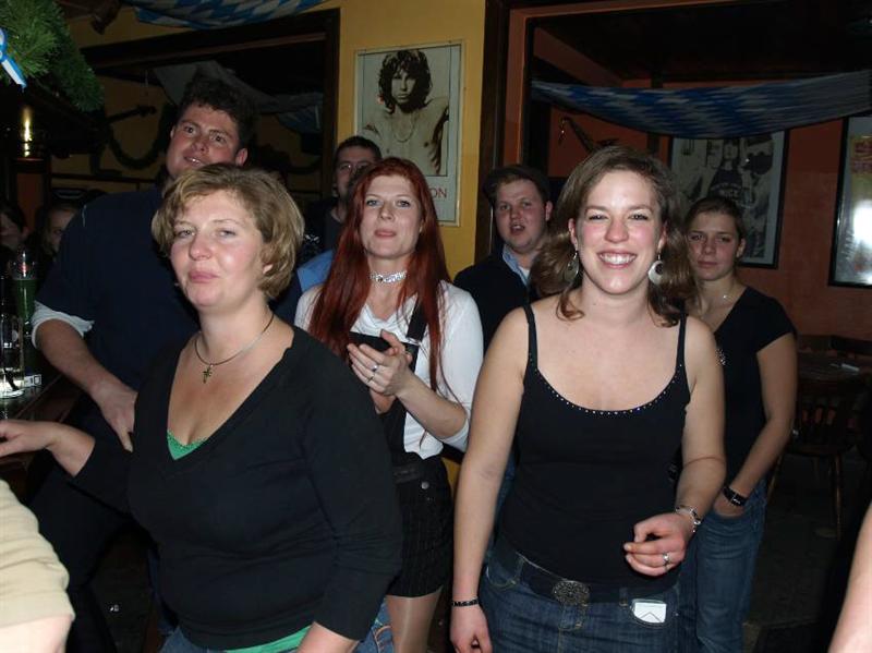 800x599 pixels (56K)