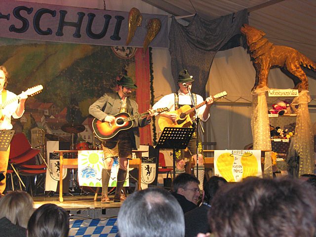 640x480 pixels (71K)