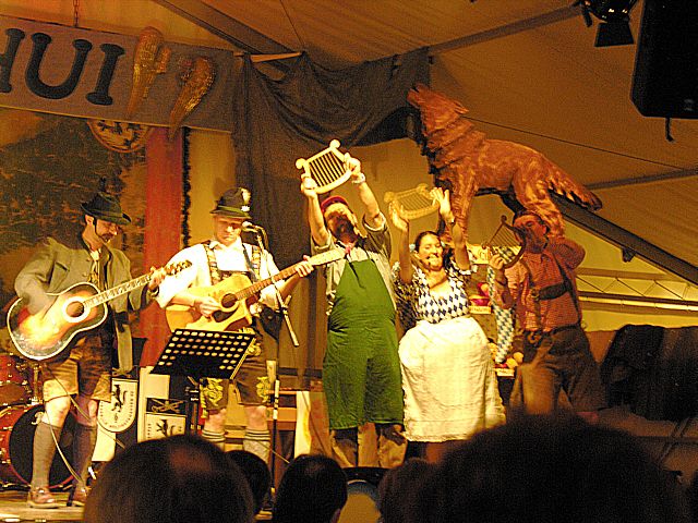 640x480 pixels (90K)