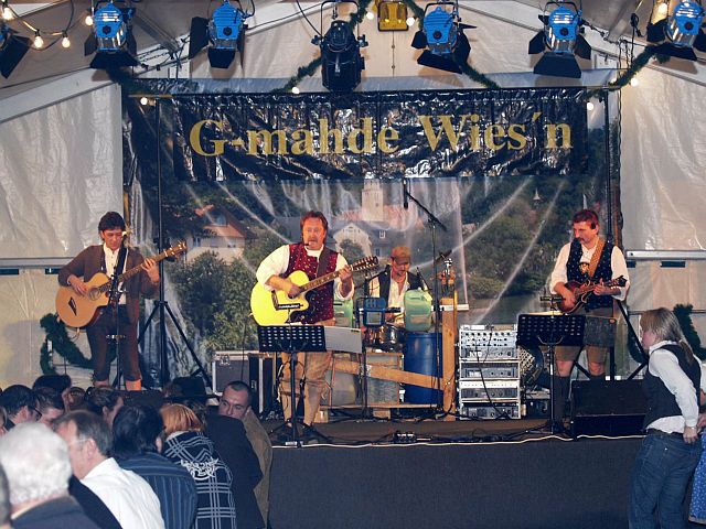 640x480 pixels (90K)