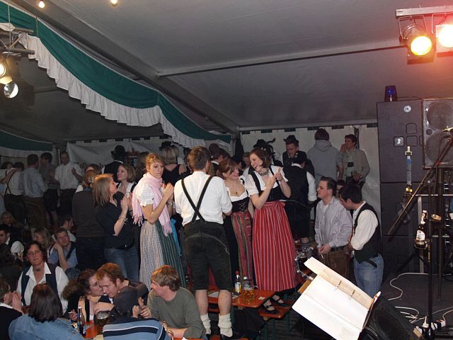 640x480 pixels (61K)