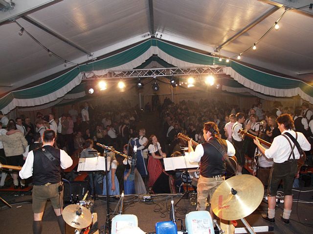 640x480 pixels (69K)