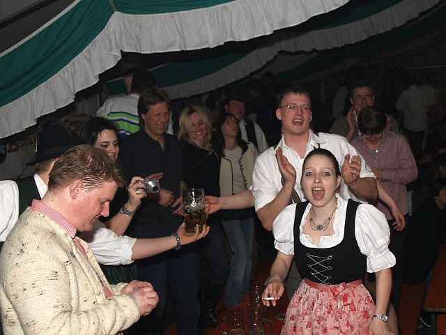 640x480 pixels (60K)