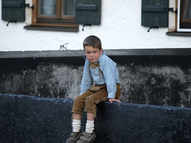 640x480 pixels (158K)