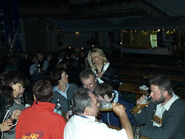 640x480 pixels (181K)