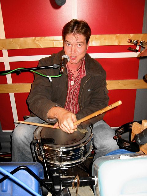 480x640 pixels (203K)