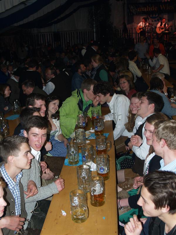 600x800 pixels (86K)