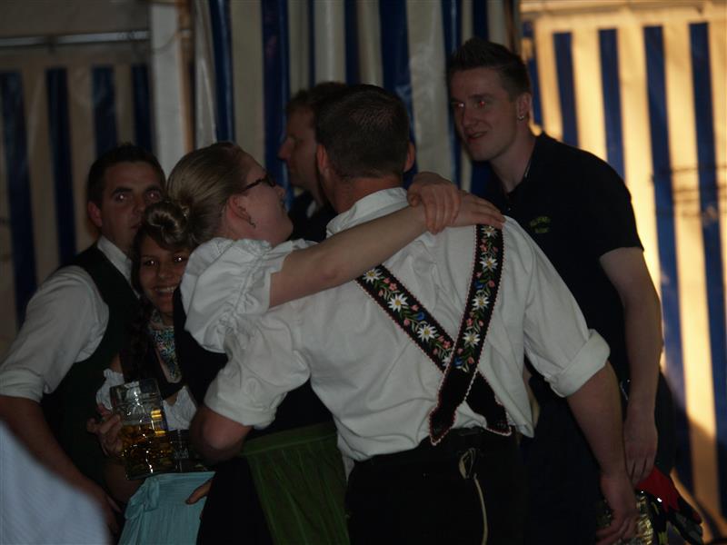 800x600 pixels (63K)