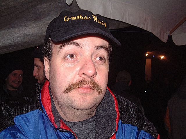 640x480 pixels (323K)