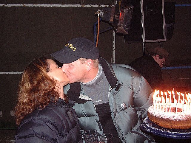 640x480 pixels (342K)